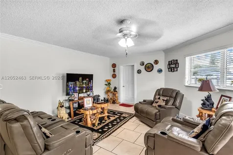 5829 Taylor Street Hollywood FL 33021