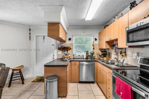 5829 Taylor Street Hollywood FL 33021