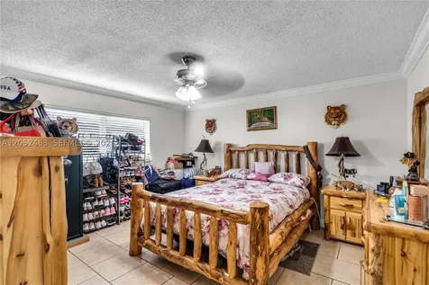 5829 Taylor Street Hollywood FL 33021