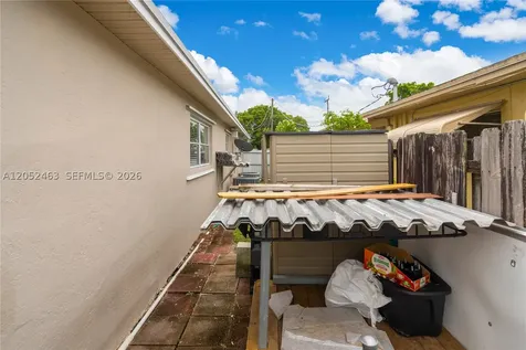 5829 Taylor Street Hollywood FL 33021