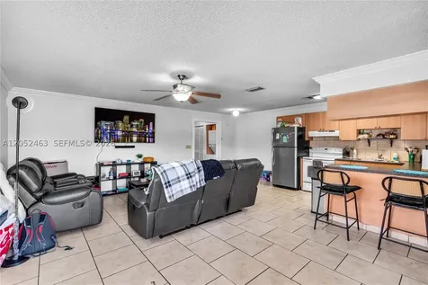 5829 Taylor Street Hollywood FL 33021