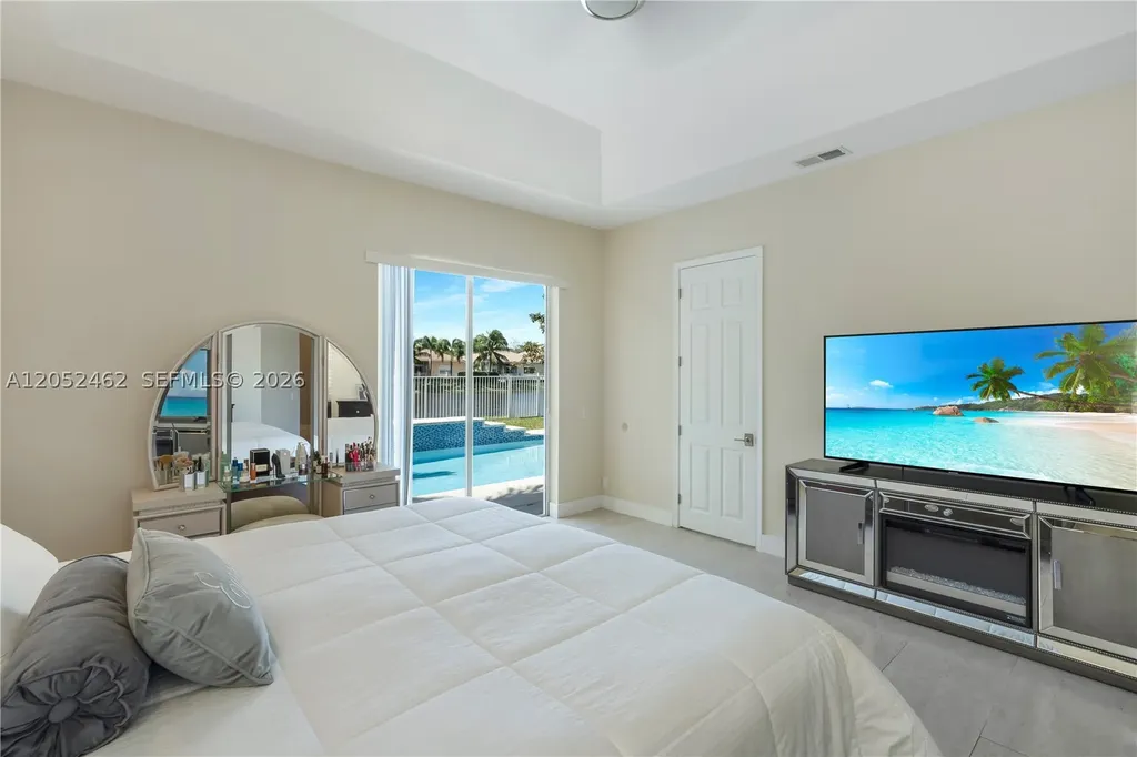 5354 NW 57th Way Coral Springs FL 33067