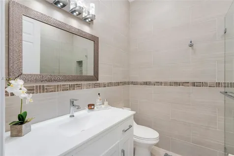 5354 NW 57th Way Coral Springs FL 33067