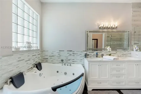 5354 NW 57th Way Coral Springs FL 33067