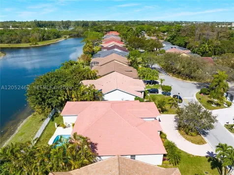 5354 NW 57th Way Coral Springs FL 33067