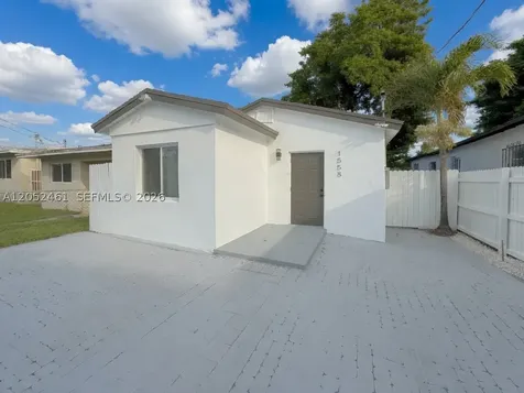 1558 NW 71st Street Miami FL 33147