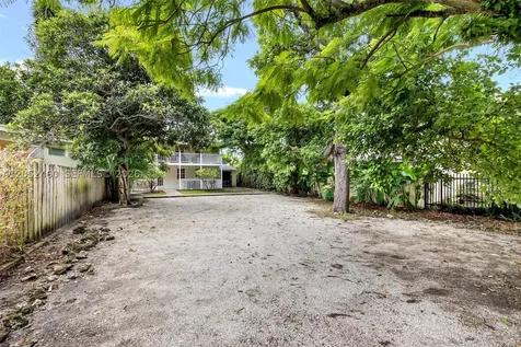 1826 NW South River Drive Miami FL 33125