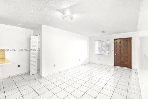 2228 W 74th Street Hialeah FL 33016