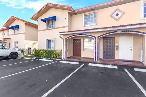 2228 W 74th Street Hialeah FL 33016
