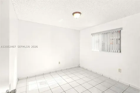 2228 W 74th Street Hialeah FL 33016