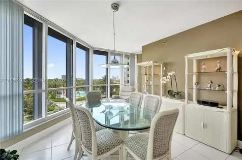 21150 Point Place Aventura FL 33180