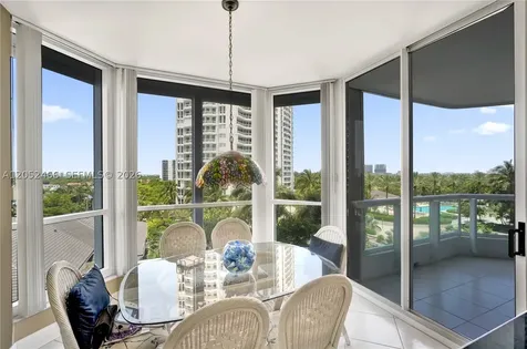 21150 Point Place Aventura FL 33180