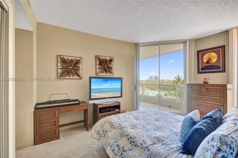 21150 Point Place Aventura FL 33180