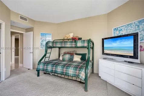 21150 Point Place Aventura FL 33180