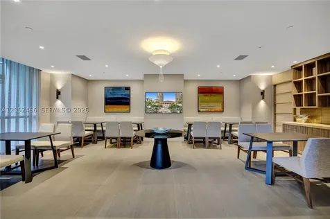 21150 Point Place Aventura FL 33180