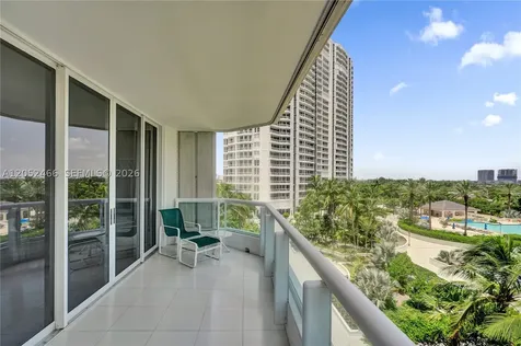 21150 Point Place Aventura FL 33180