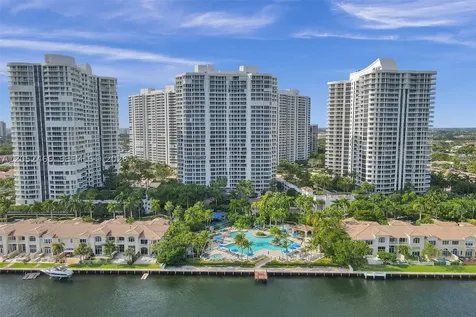 21150 Point Place Aventura FL 33180