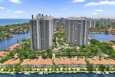 21150 Point Place Aventura FL 33180