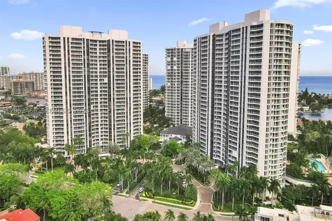 21150 Point Place Aventura FL 33180
