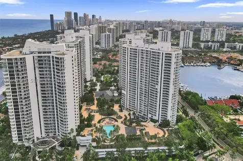 21150 Point Place Aventura FL 33180