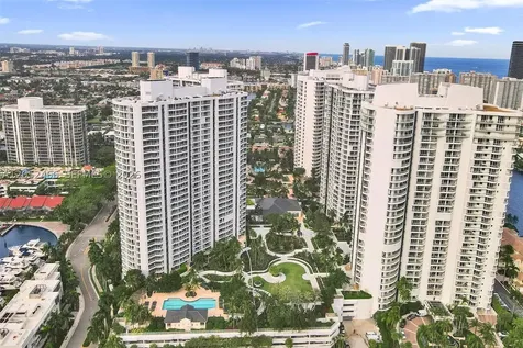 21150 Point Place Aventura FL 33180