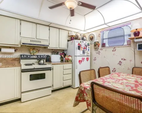 3930 Inverrary Boulevard Lauderhill FL 33319