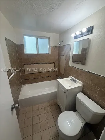 542 NW 8th Street Miami FL 33136