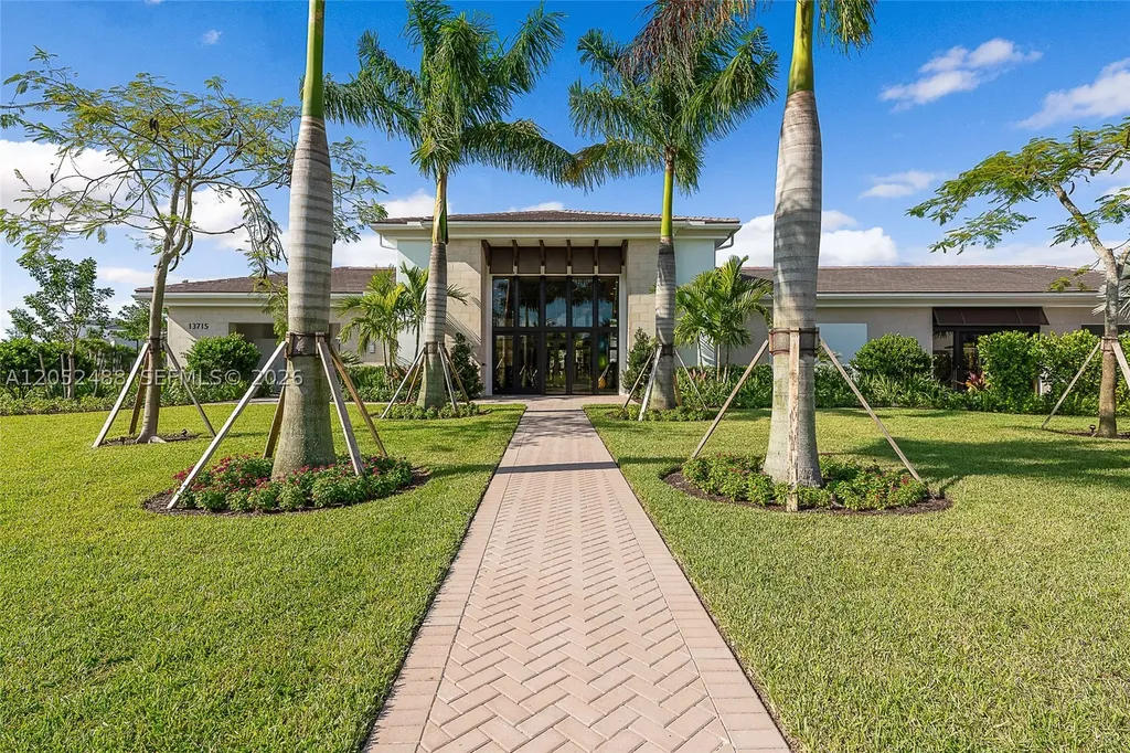 13358 Artisan Circle Palm Beach Gardens FL 33418
