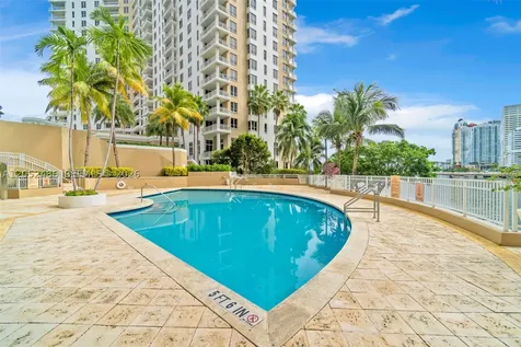 801 Brickell Key Boulevard Miami FL 33131
