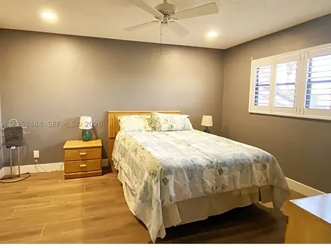 437 Prestwick Lane Palm Beach Gardens FL 33418