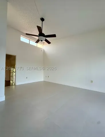 14293 Kendale Lakes Circle Miami FL 33183