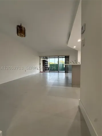 14293 Kendale Lakes Circle Miami FL 33183