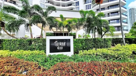 3400 NE 192nd Street Aventura FL 33180