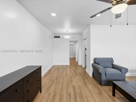 230 SW 11th Avenue Hallandale Beach FL 33009
