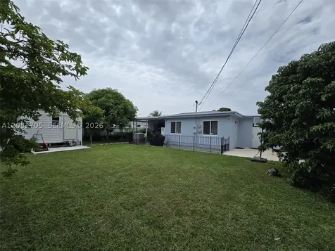 3445 NW 81st Terrace Miami FL 33147