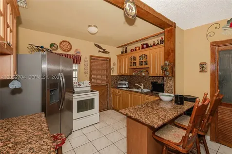 225 E 43rd Street Hialeah FL 33013