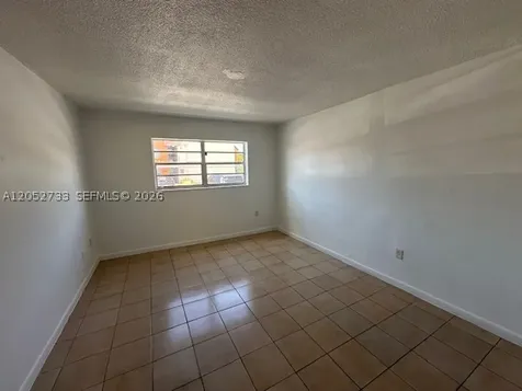 1015 NW 45th Avenue Miami FL 33126