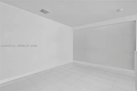 6362 Collins Avenue Miami Beach FL 33141