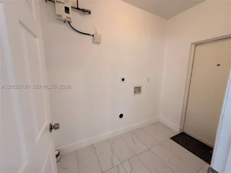 3027 NW 23rd Avenue Miami FL 33142