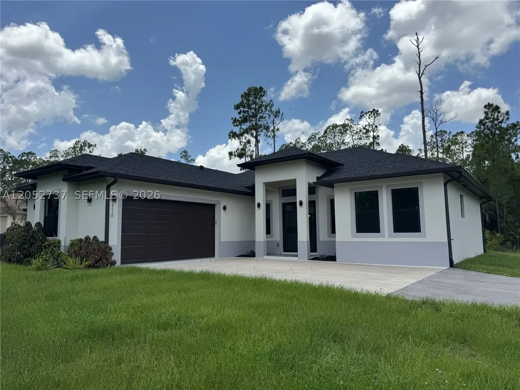 4518 6th Avenue SE Naples FL 34117