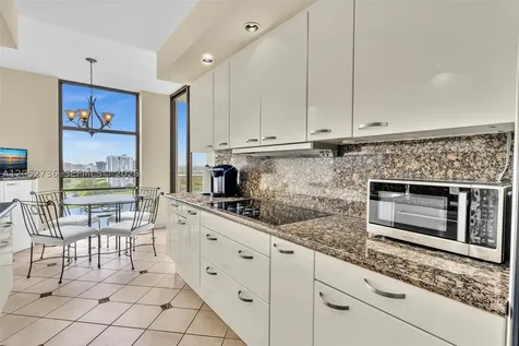 20281 E Country Club Drive Aventura FL 33180