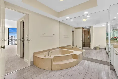 20281 E Country Club Drive Aventura FL 33180