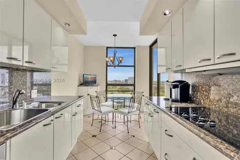 20281 E Country Club Drive Aventura FL 33180