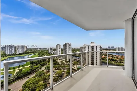 20281 E Country Club Drive Aventura FL 33180