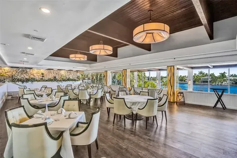 20281 E Country Club Drive Aventura FL 33180