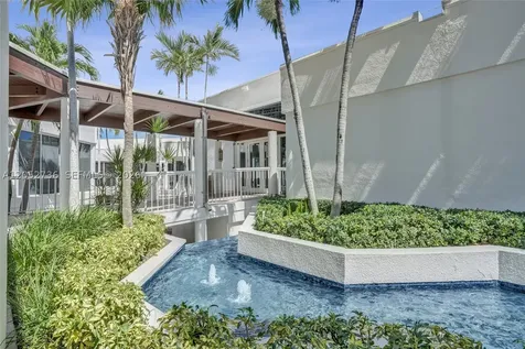 20281 E Country Club Drive Aventura FL 33180