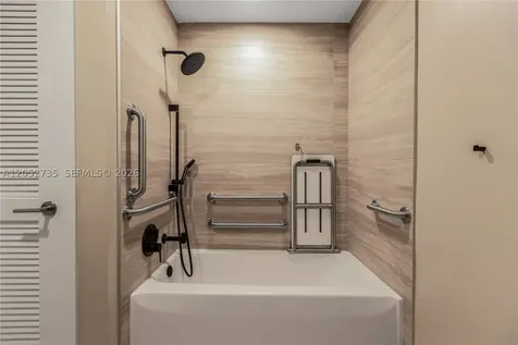 580 72nd Street Miami Beach FL 33141