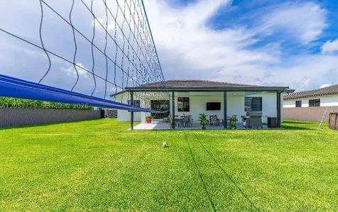 13218 SW 230th Street Miami FL 33170