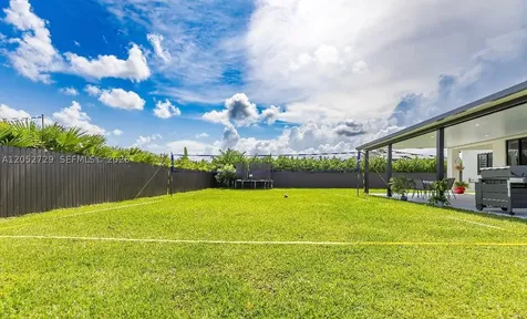 13218 SW 230th Street Miami FL 33170