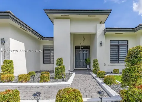 13218 SW 230th Street Miami FL 33170